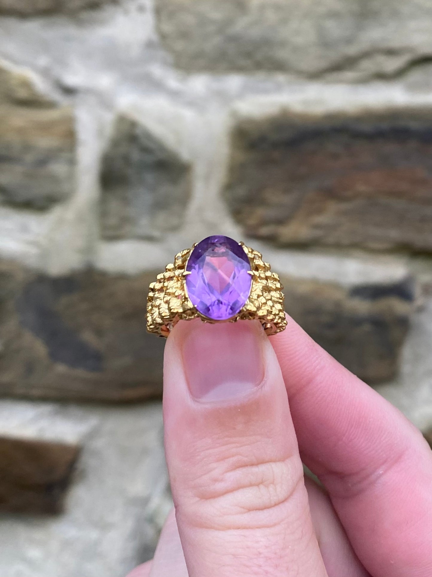 18k Gold 4ct Amethyst Ring