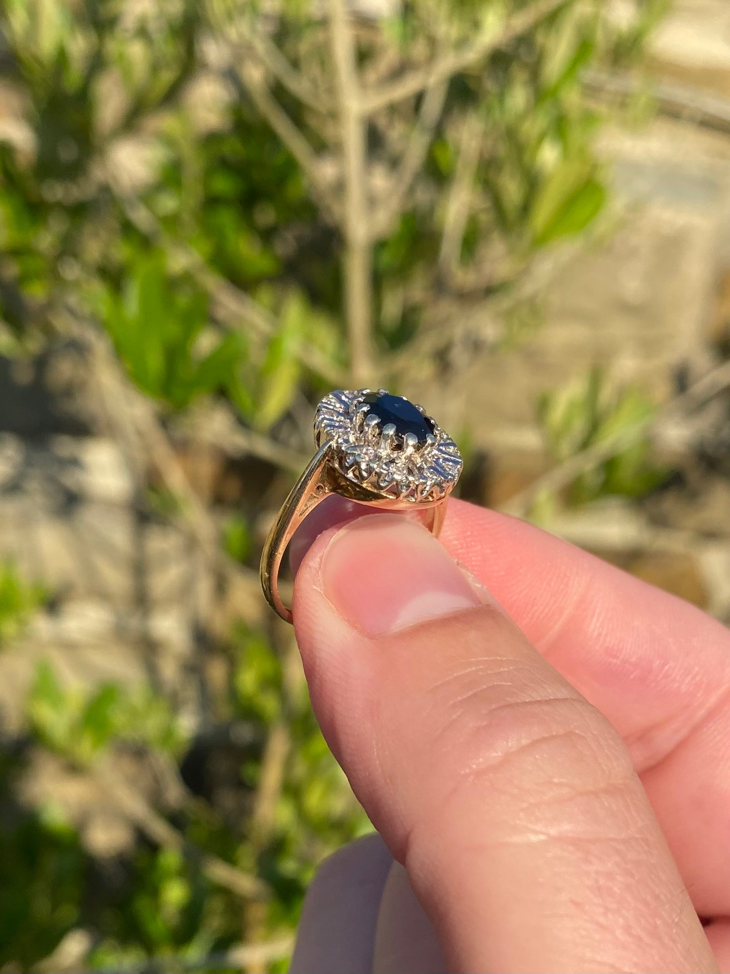 Sapphire and Diamond Gold ring