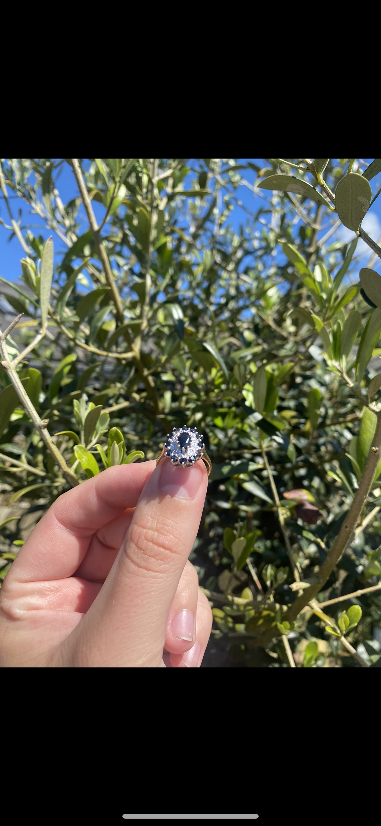 Vintage 9ct Gold Sapphire & Diamond ring