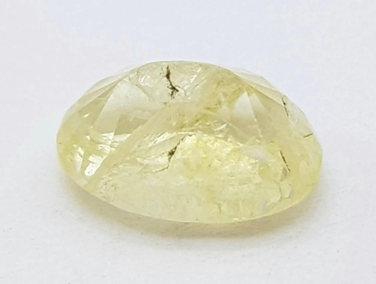 1.78ct Natural Yellow Sapphire AIG cert