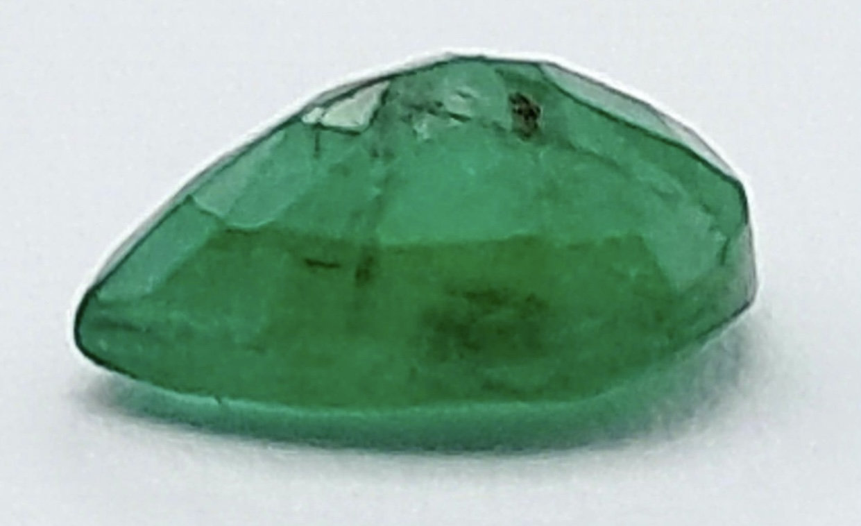 1.03 ct Zambian Natural Emerald GGI cert