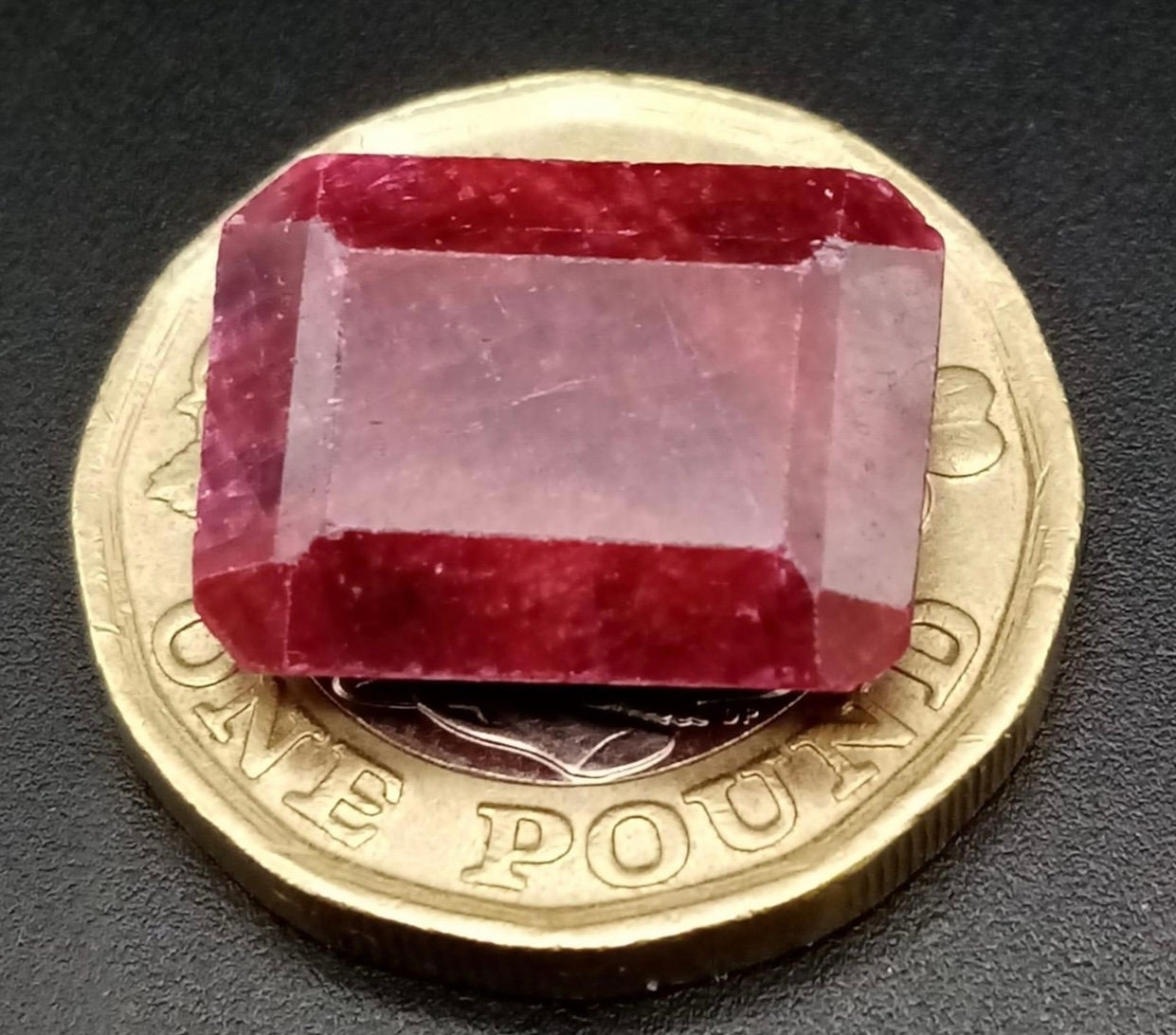 14.10ct Natural Ruby Gemstone GLI cert