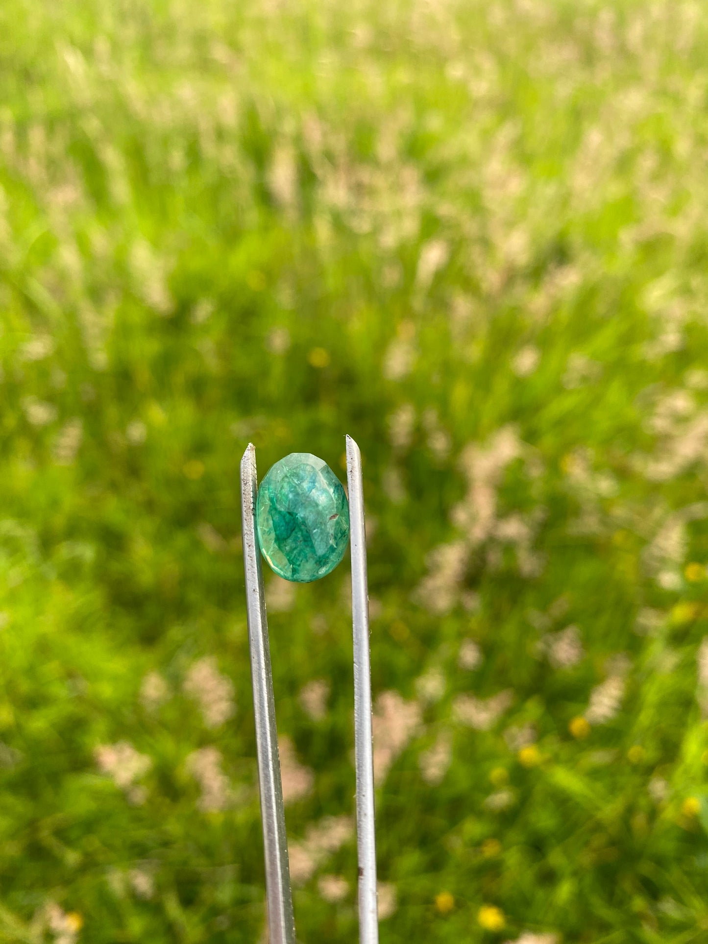 7.70ct Natural Emerald Gemstone