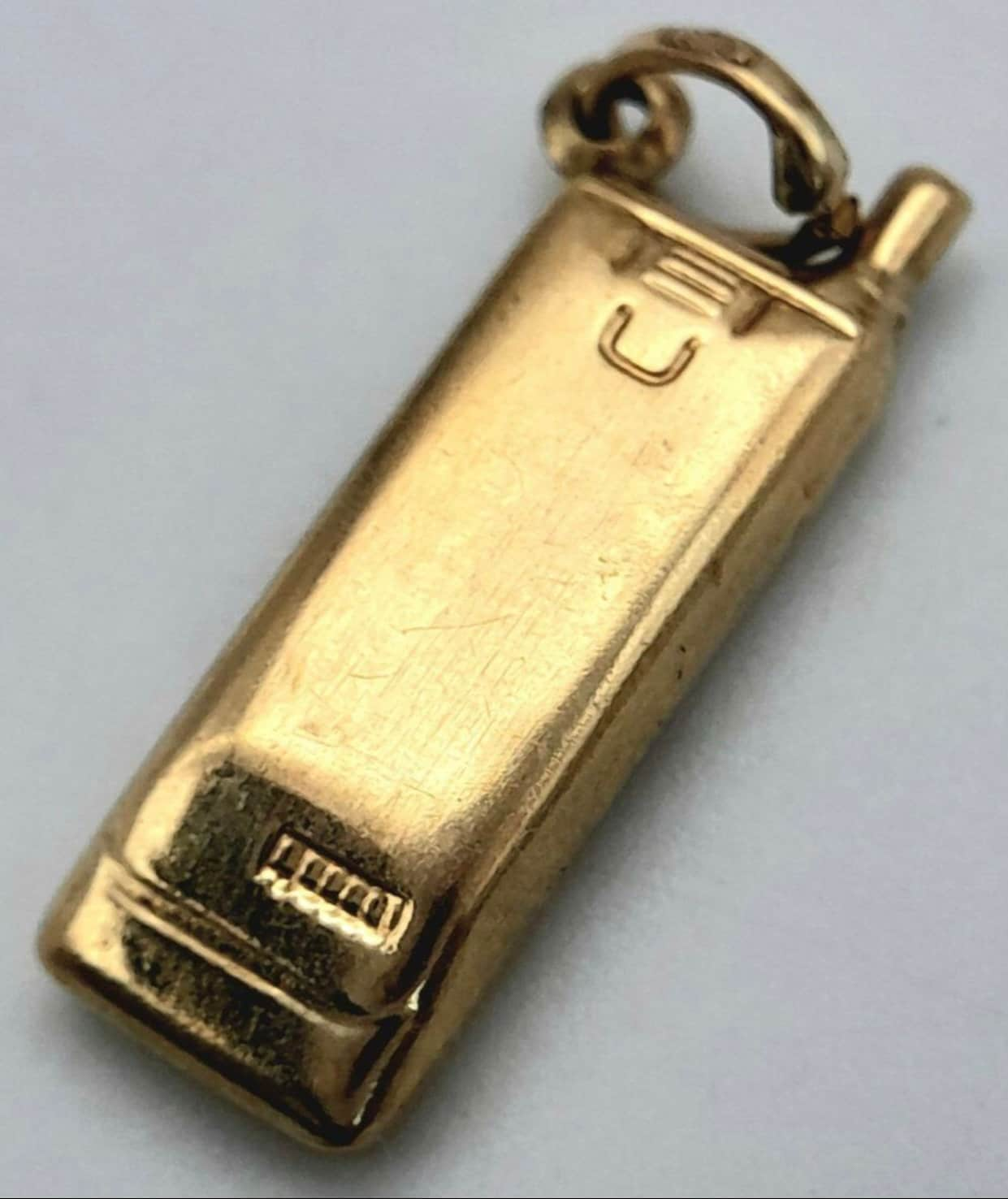 Gold mobile phone charm / pendant 9ct